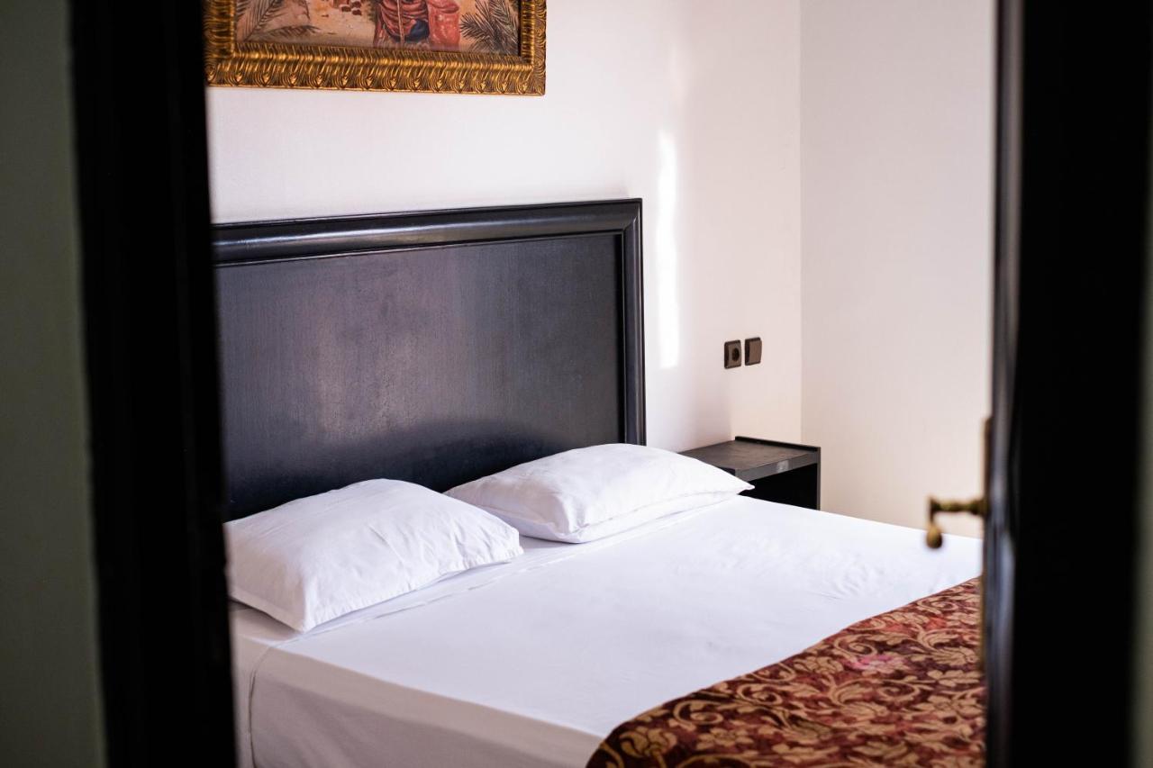 Apart Larbi Marrakesh